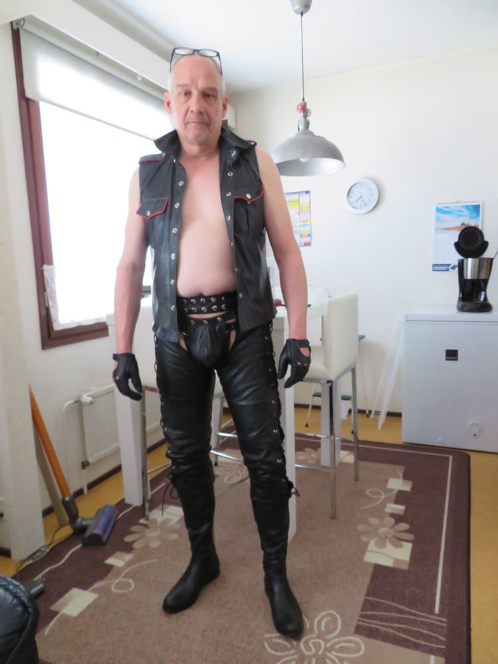 Juha Vantanen,finnish amateur leather fetish pornmodel #19