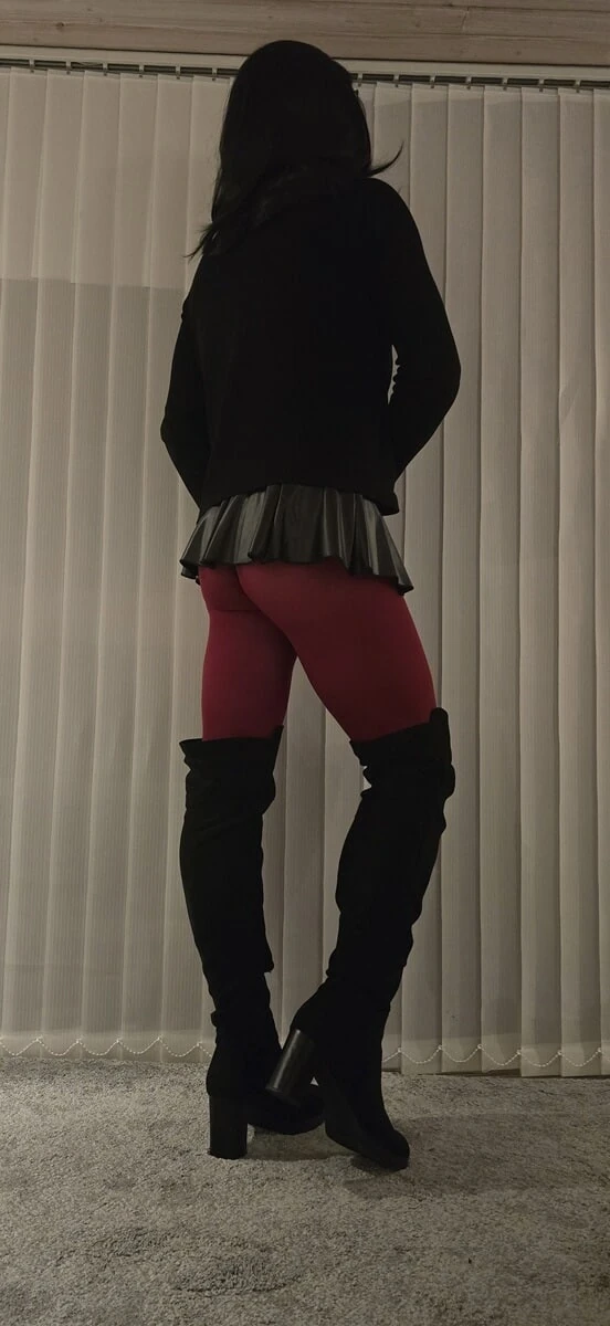 New dress, skirt and pantyhose.