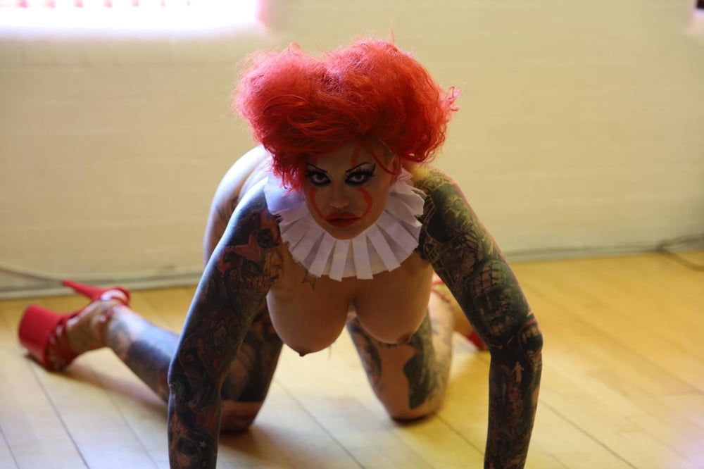 IF PENNYWISE WAS A WHORE #27