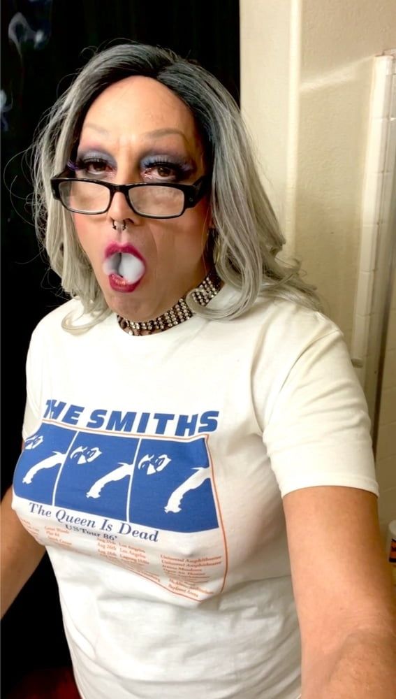 Marilyn Getting Ready Smoking Fetish  #35