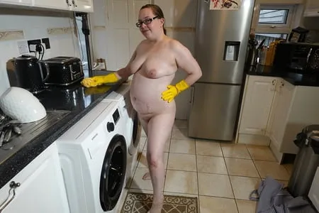 Naked Cleaning in Rubber Gloves