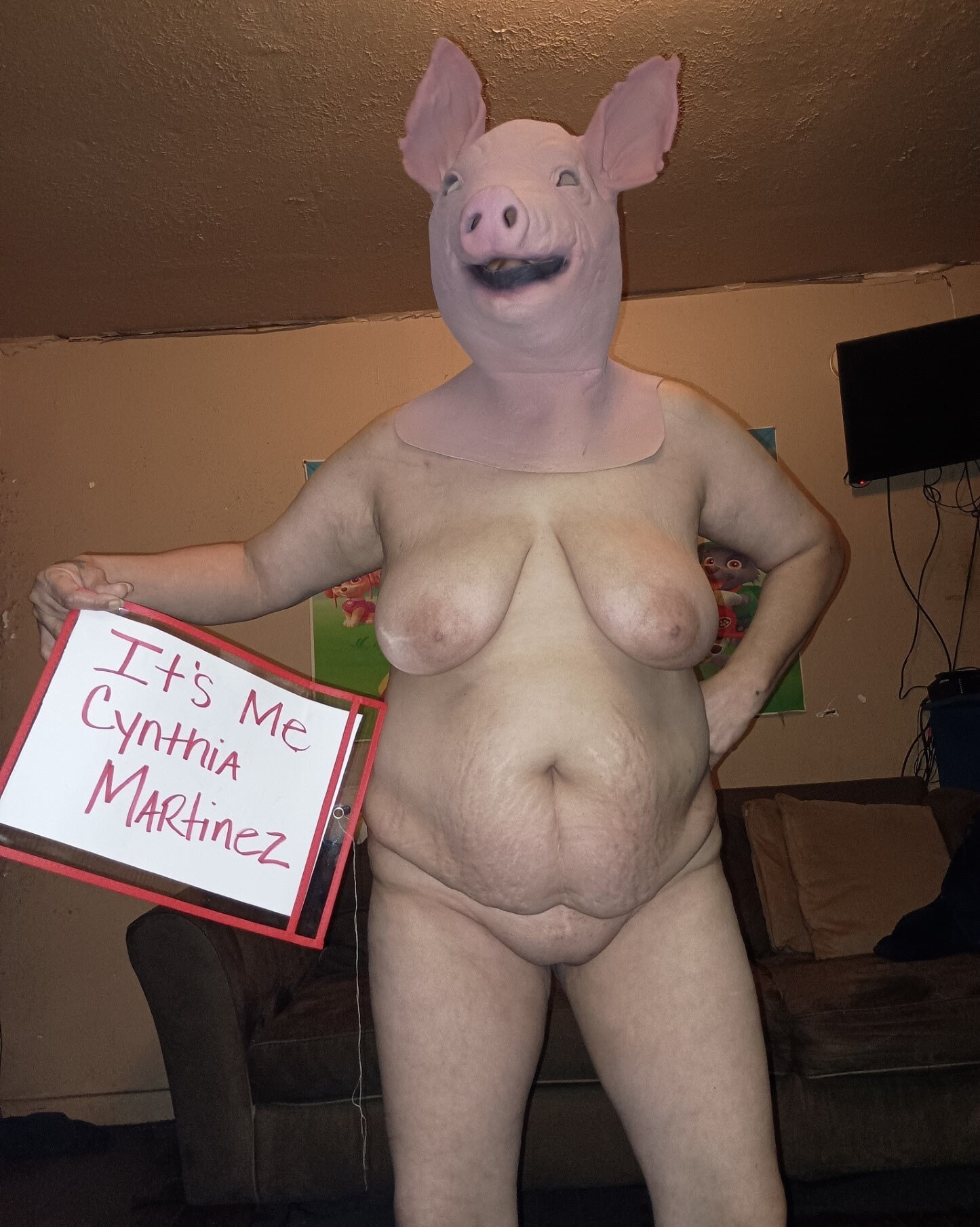 Cynthia Martinez the pig