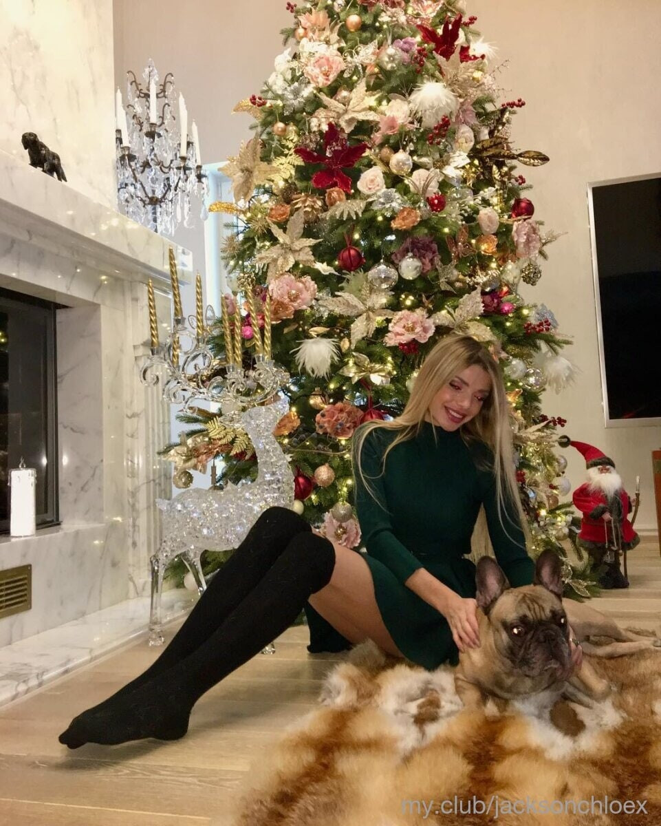 Chloe Free Photos #16