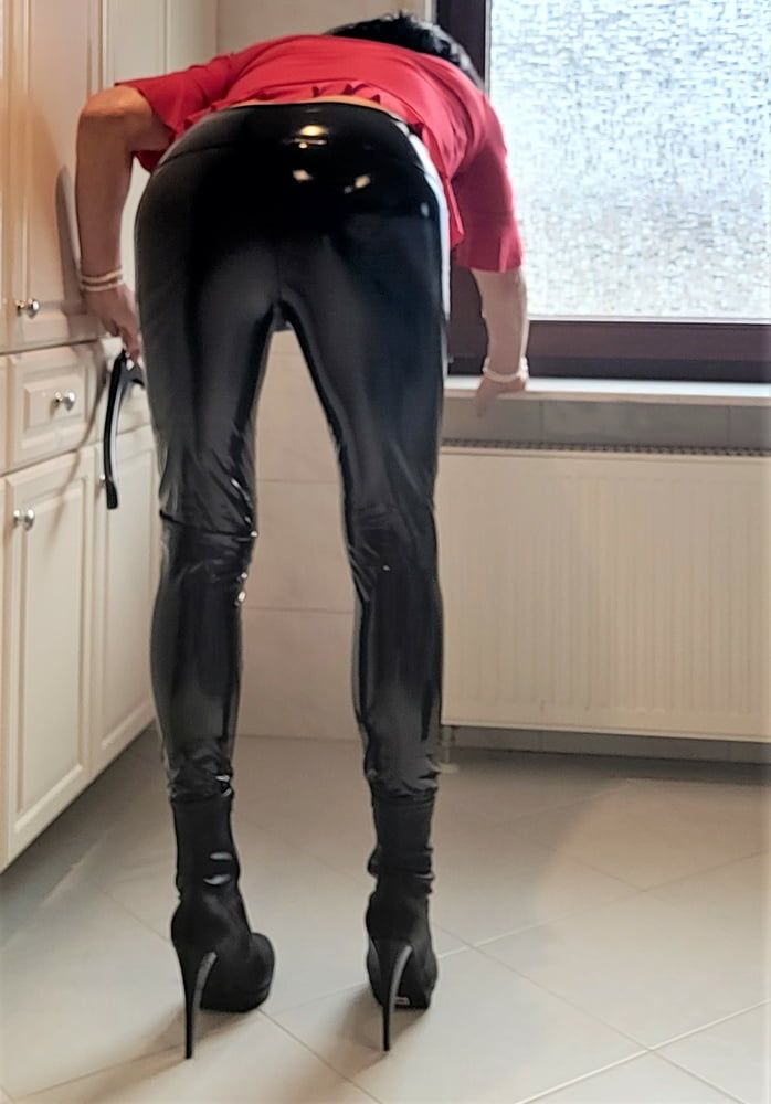 Patent leather jeans and dress - Lack Latex Leder Kleid  #12