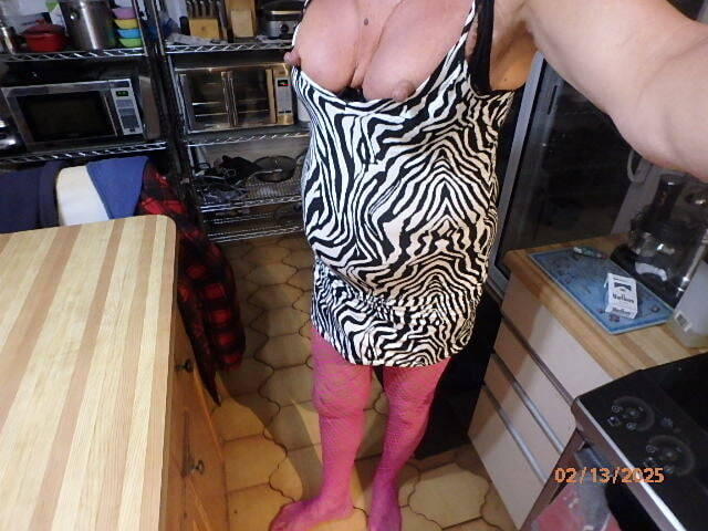 Just some pics of a cross dresser #19