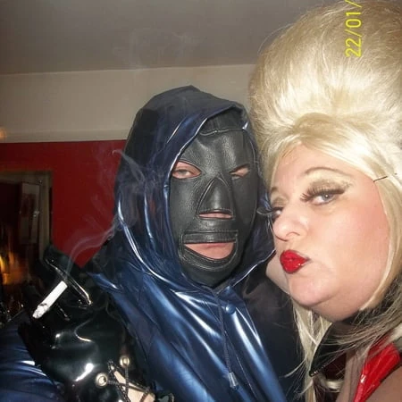 SHIRLEY SLUT 40