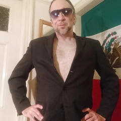 Oooo! Suits you sir!