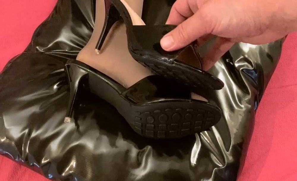 Cum on some more High Heel Mules #2