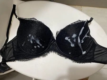 cum on my sisters bra         