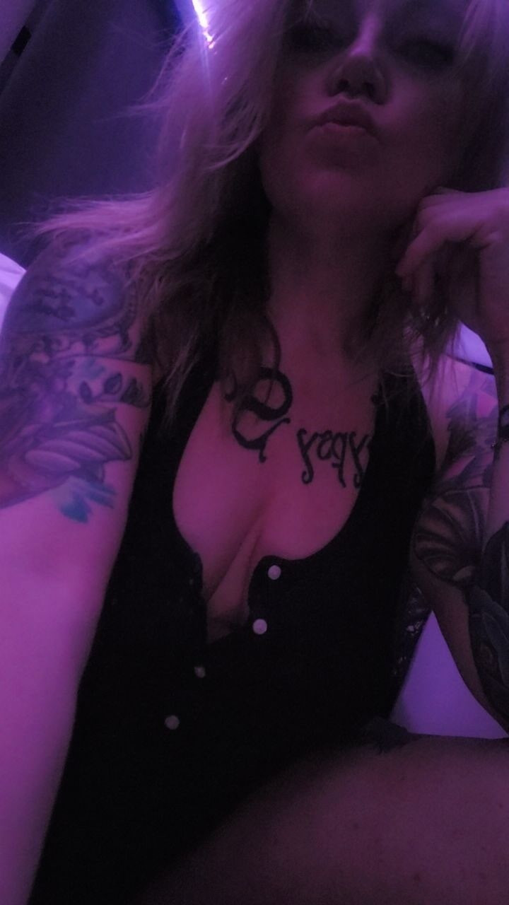 Feeling cute 