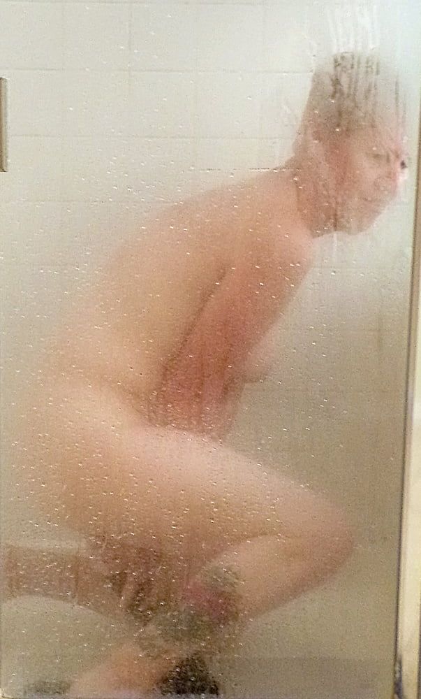 Dee Shower #4