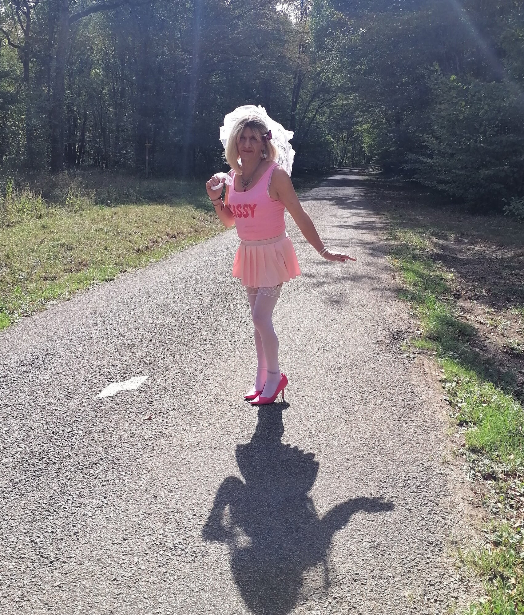 Sissy Dees day out