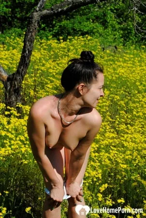 my girlfriend loves to be naked while outdoors         