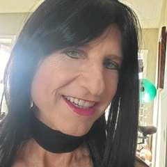 Рокля с череп