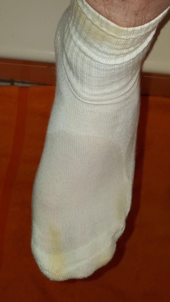 My white Socks - Pee #57