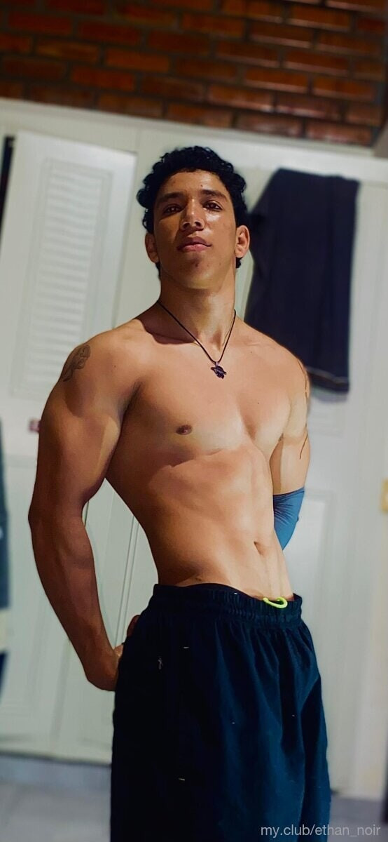 Ethan Free Photos #8