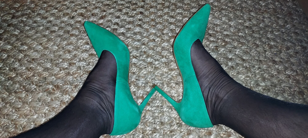 'Tis the season for shoes and stockings 🎅 #16