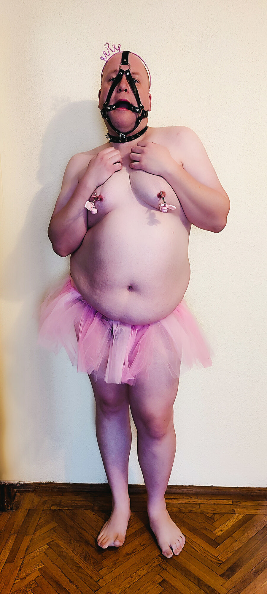 Sissy Dani - head shaved and locked #7