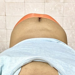 Ass so big it pops out! 