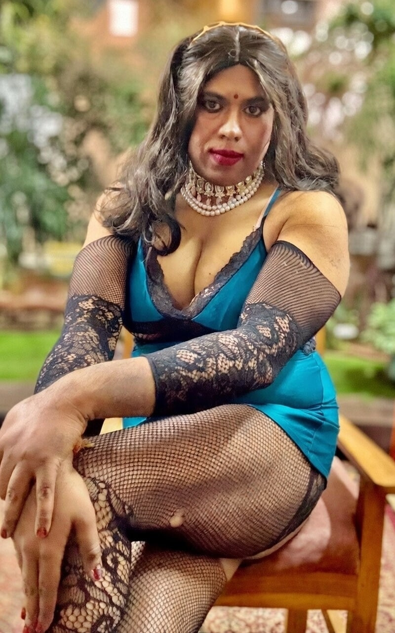 Verronika Desi Trans Model Photo Collection #19