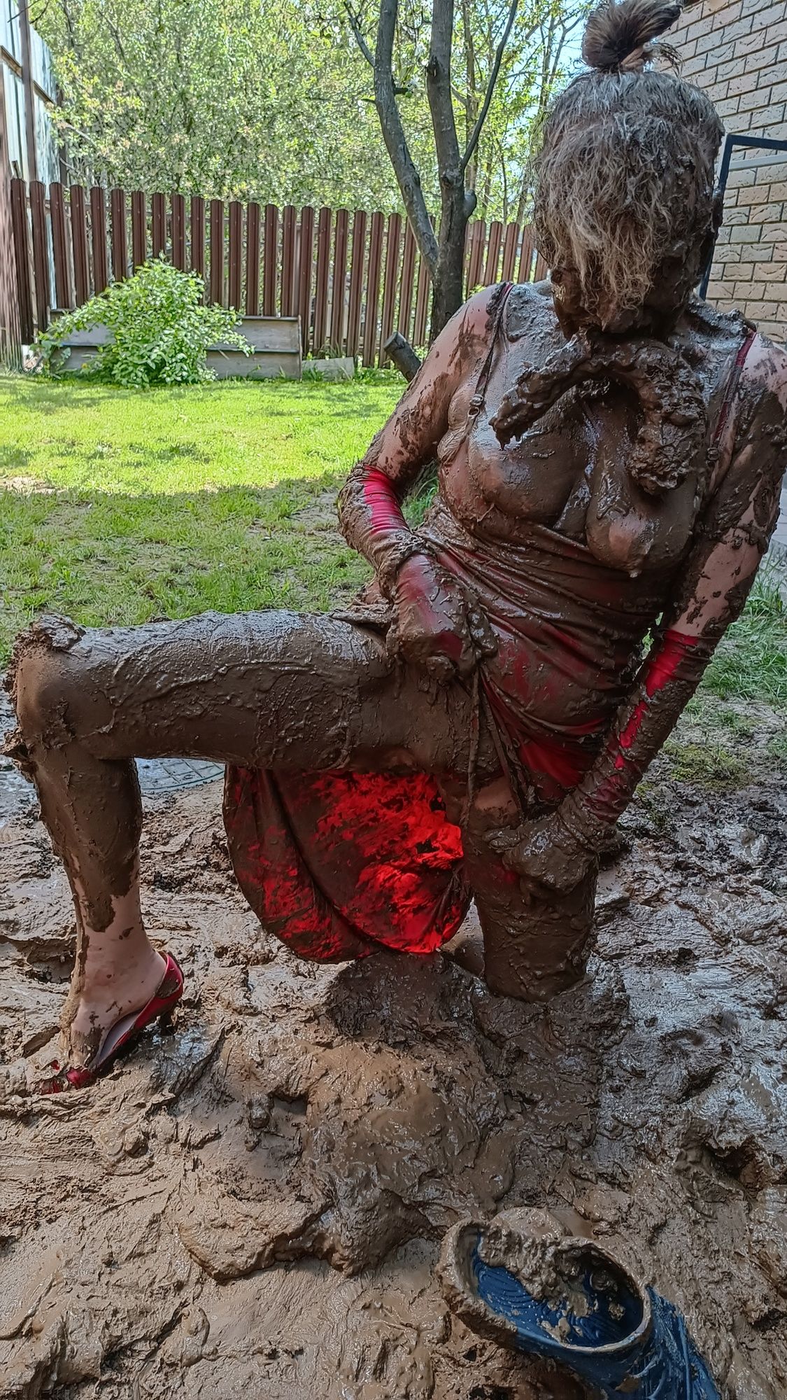 Glamour lady in mud #31