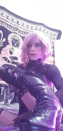 goth tgirl              