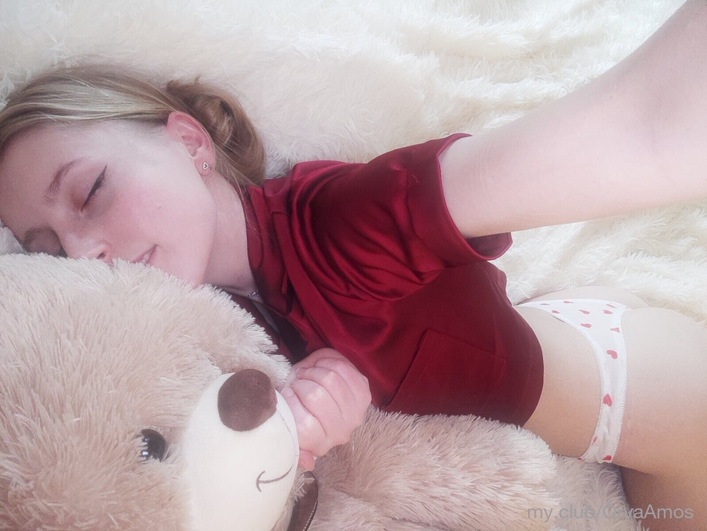 Minnie Free Photos #22