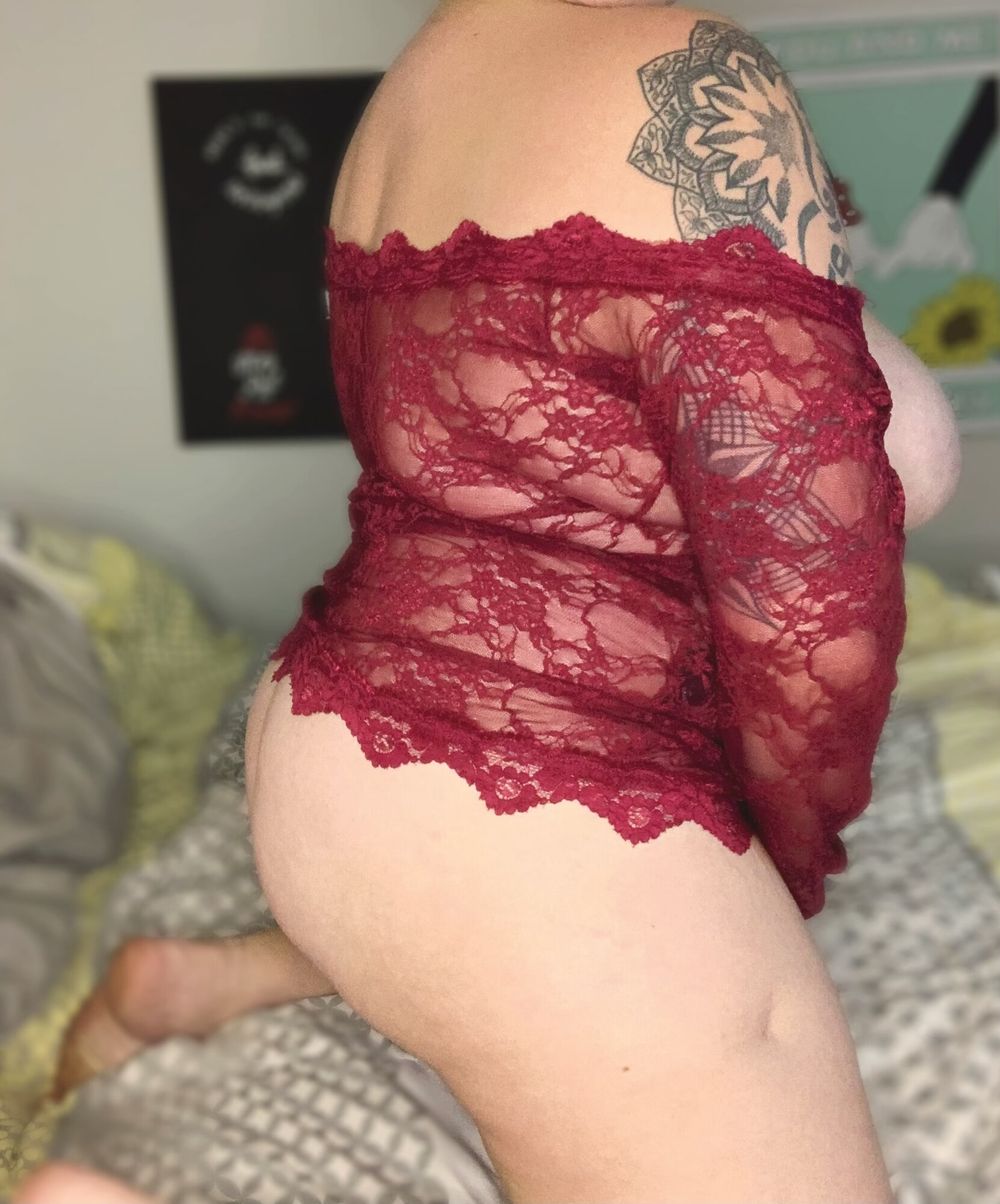 Ink and lace (and milky tits and ass) #4