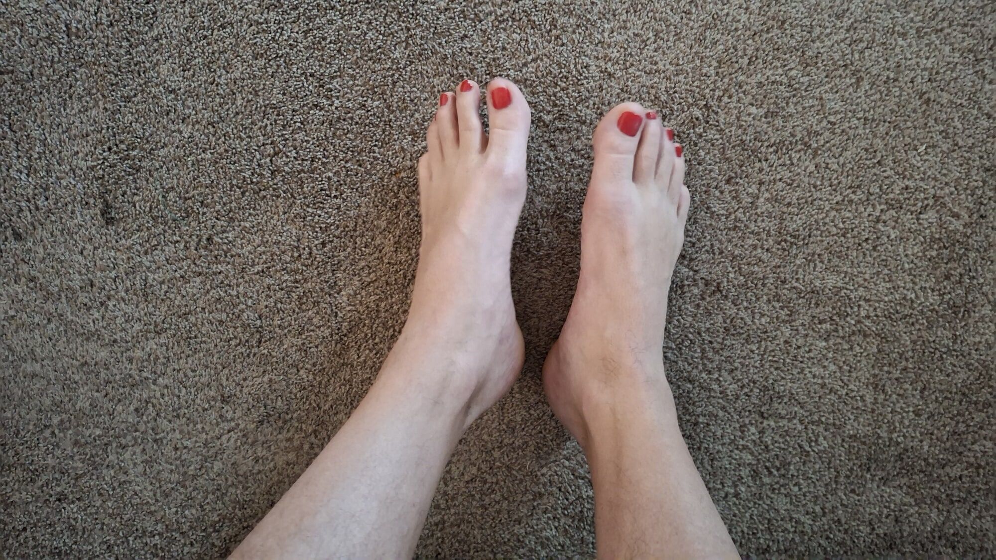 My toes painted red #10