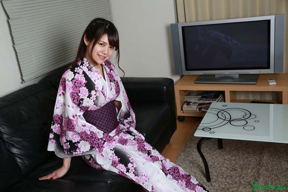 Reina Hashimoto :: Summer Nude: Heating In Yukata - CARIBBEA #2