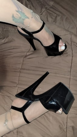 Black Platfom Heels