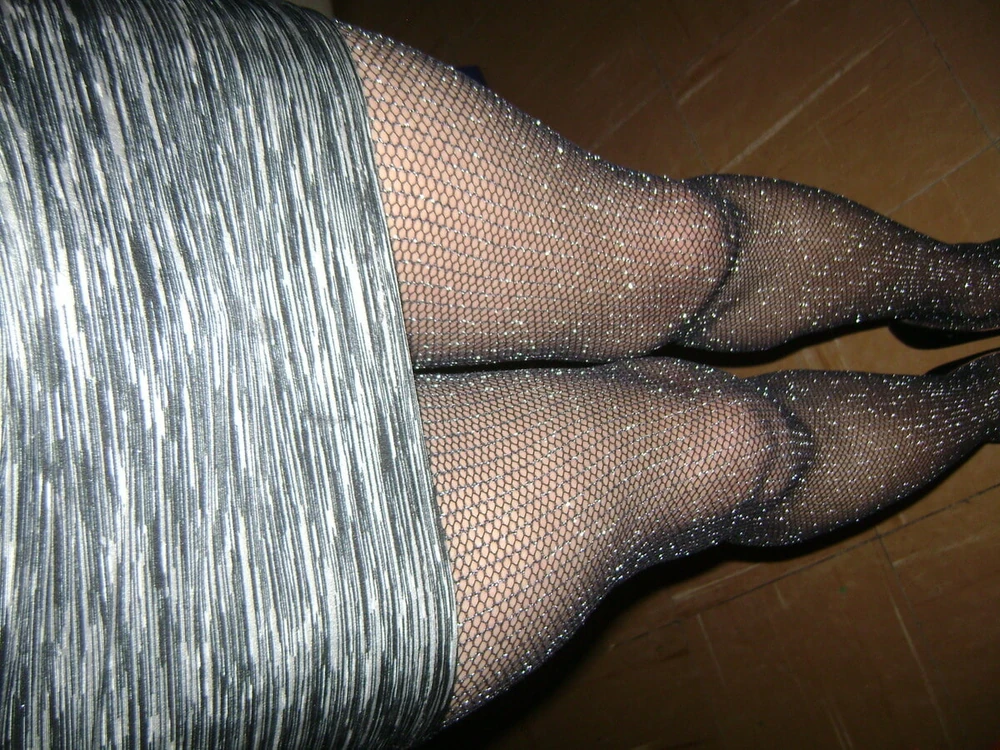 Shiny tights with heels #4