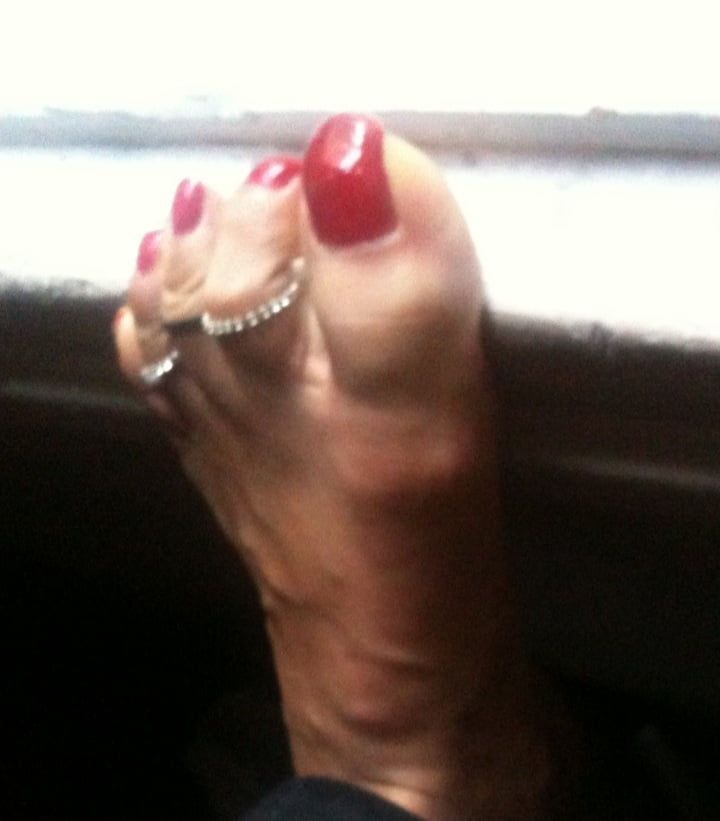 red toenails mix (older, dirty, toe ring, sandals mixed). #22