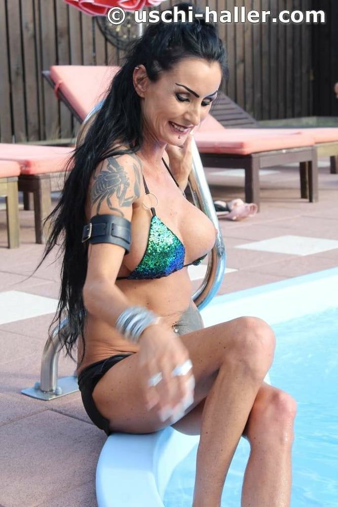 Photo shooting with Sidney Dark at the pool #59