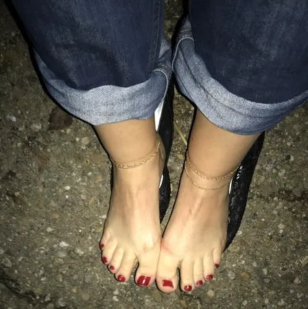 outdoor feet         