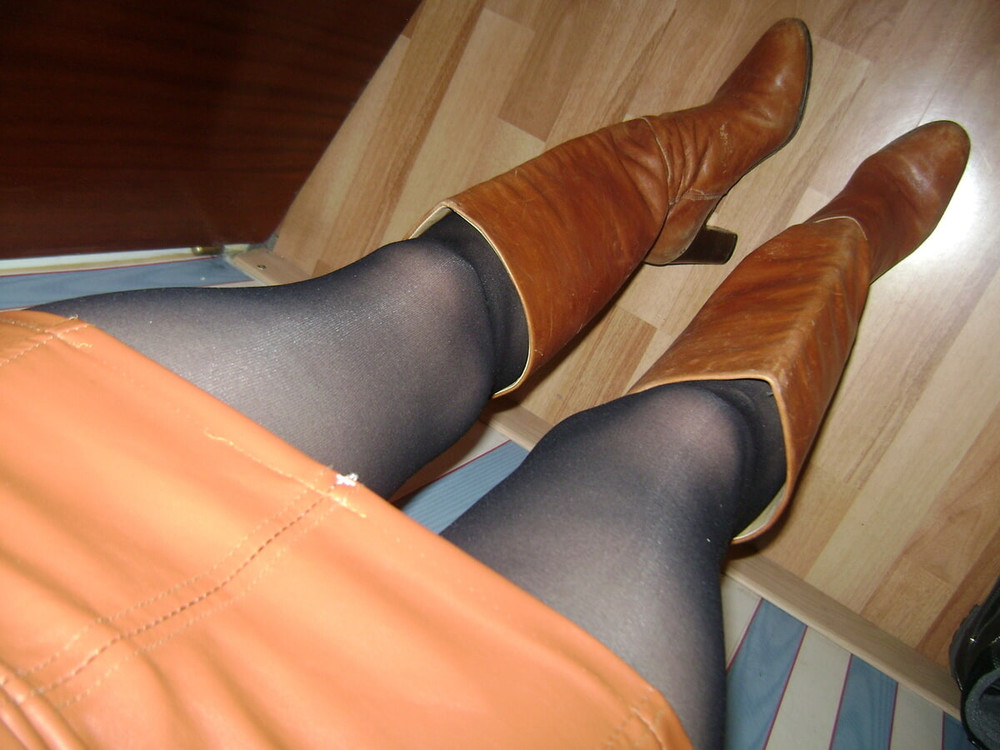 Boots and mini brown #4
