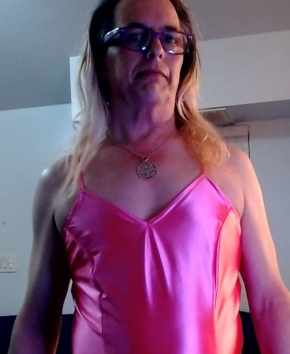 Sissy Slut Ashley Jolene Modeling A Few Necklaces  #6