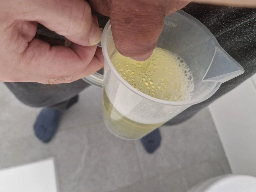 Pissing #4