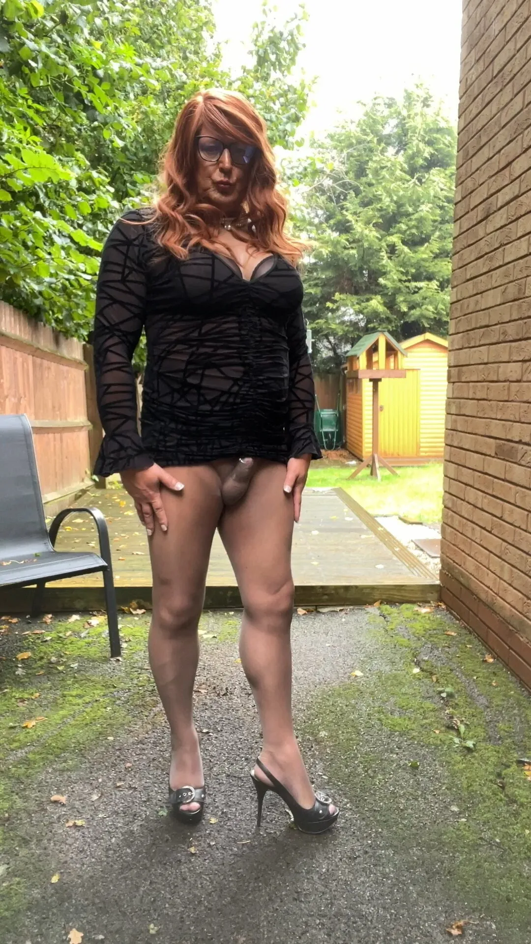 Crossdresser Kellycd2022 in black dress and grey pantyhose 