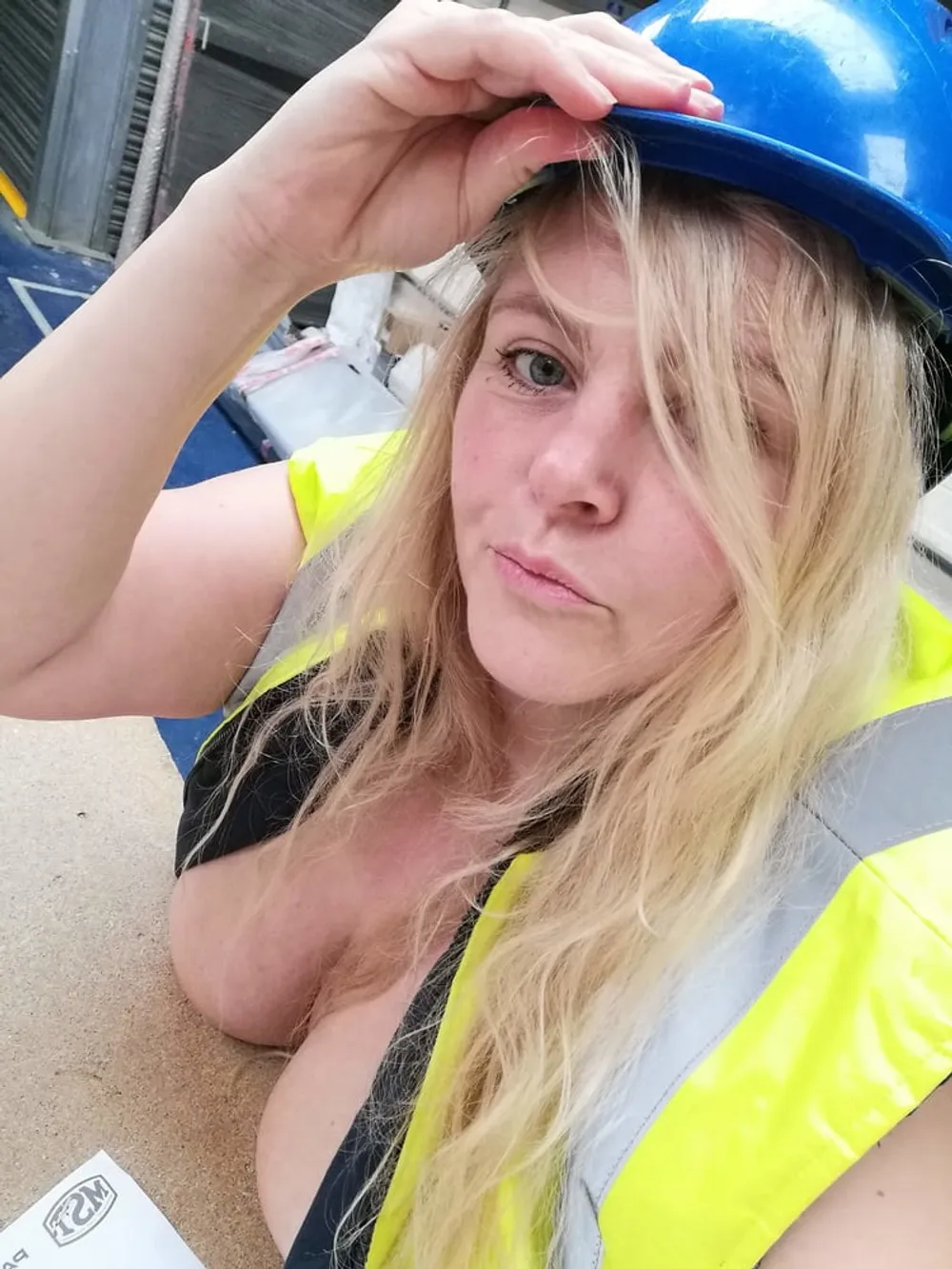 Hard Hat, Hard tits &amp; ass - Blonde haired BBW Mature #6