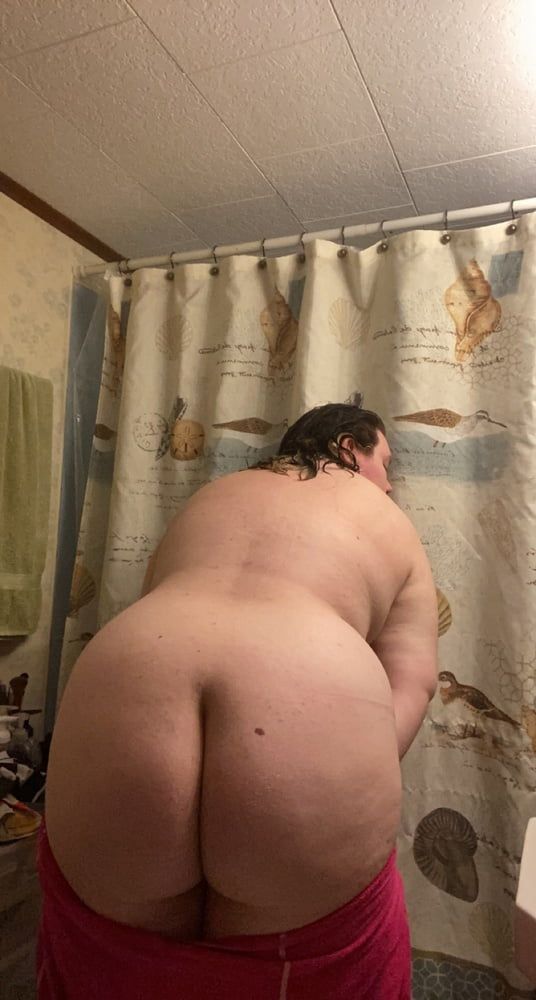 Sexy 18 year old teen BBW Lilac takes hot wet shower photos #2