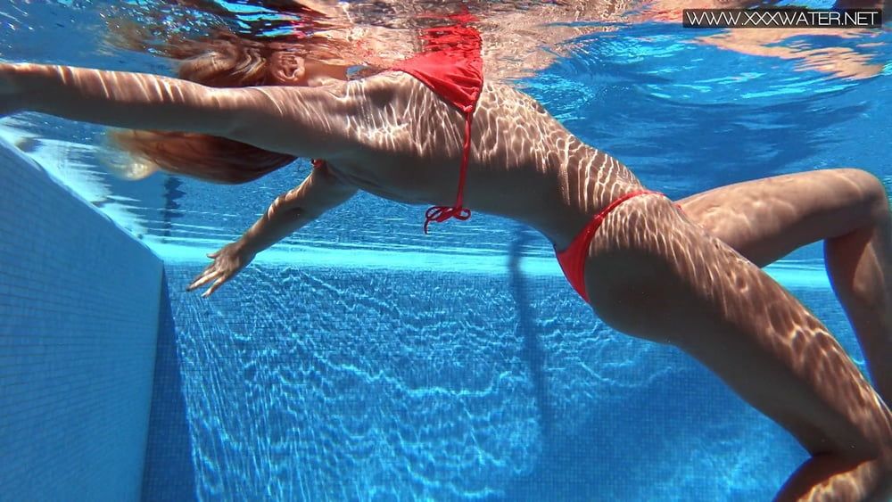  Mary Kalisy Pt.1 Underwater Swimming Pool Erotics #36