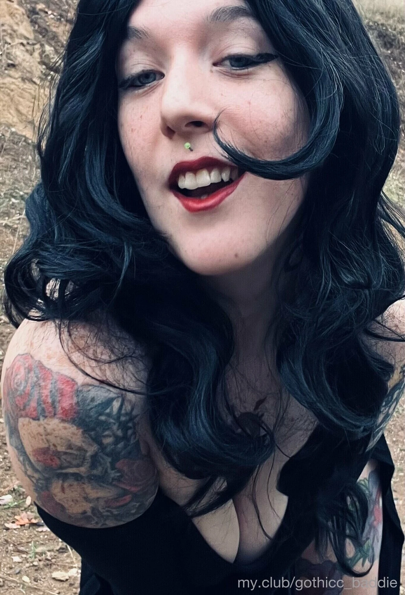 Vampira Nymph Free Photos #18