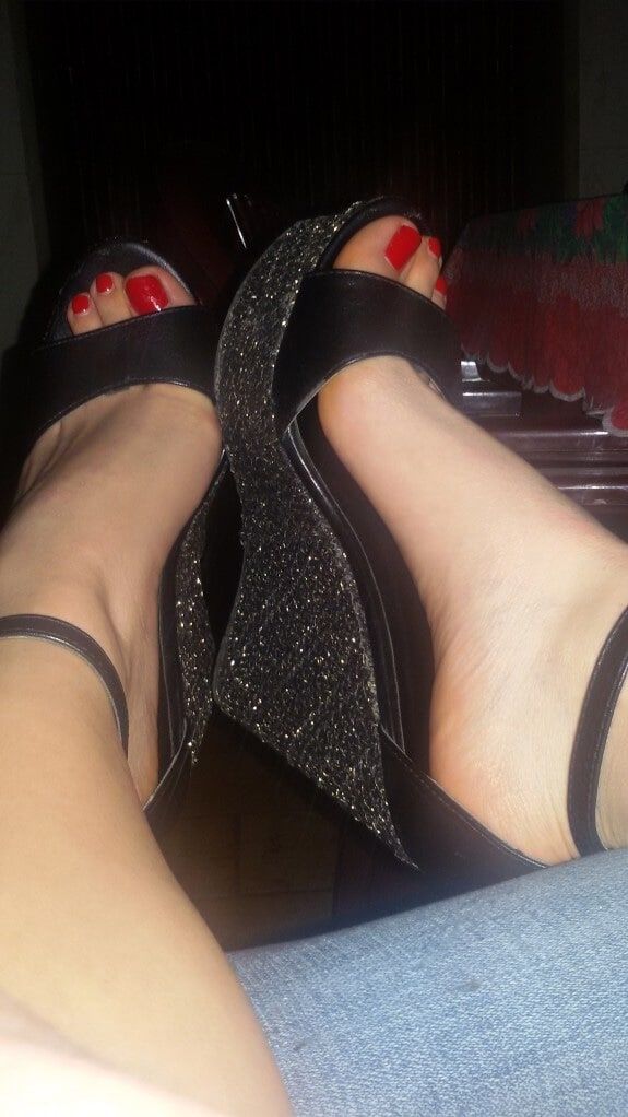 Sexy high heels and feet 💖 #21