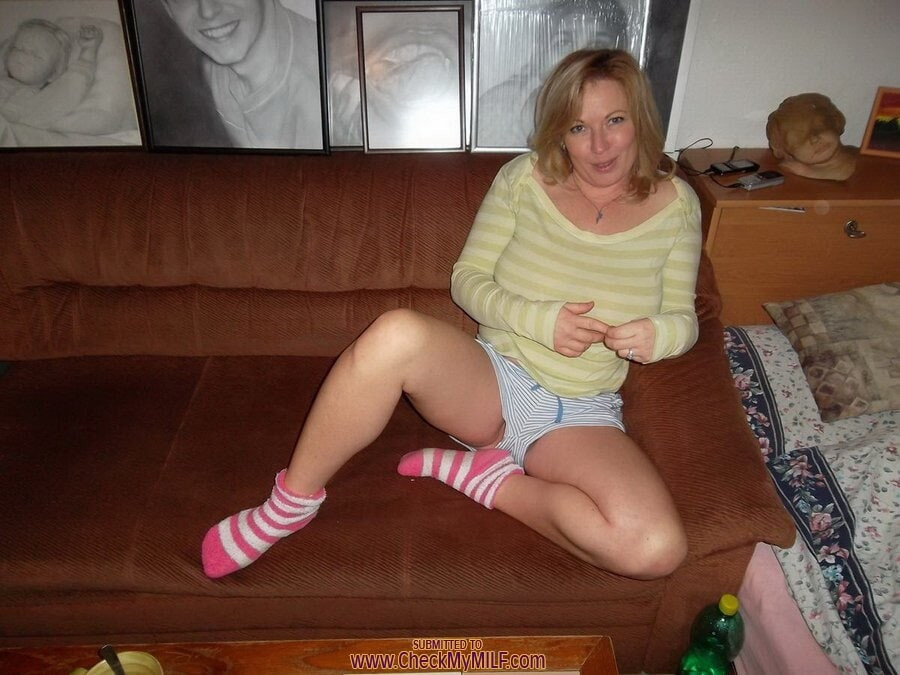 Come see more real homemade amateur MILFs at CheckMyMILF.com #18