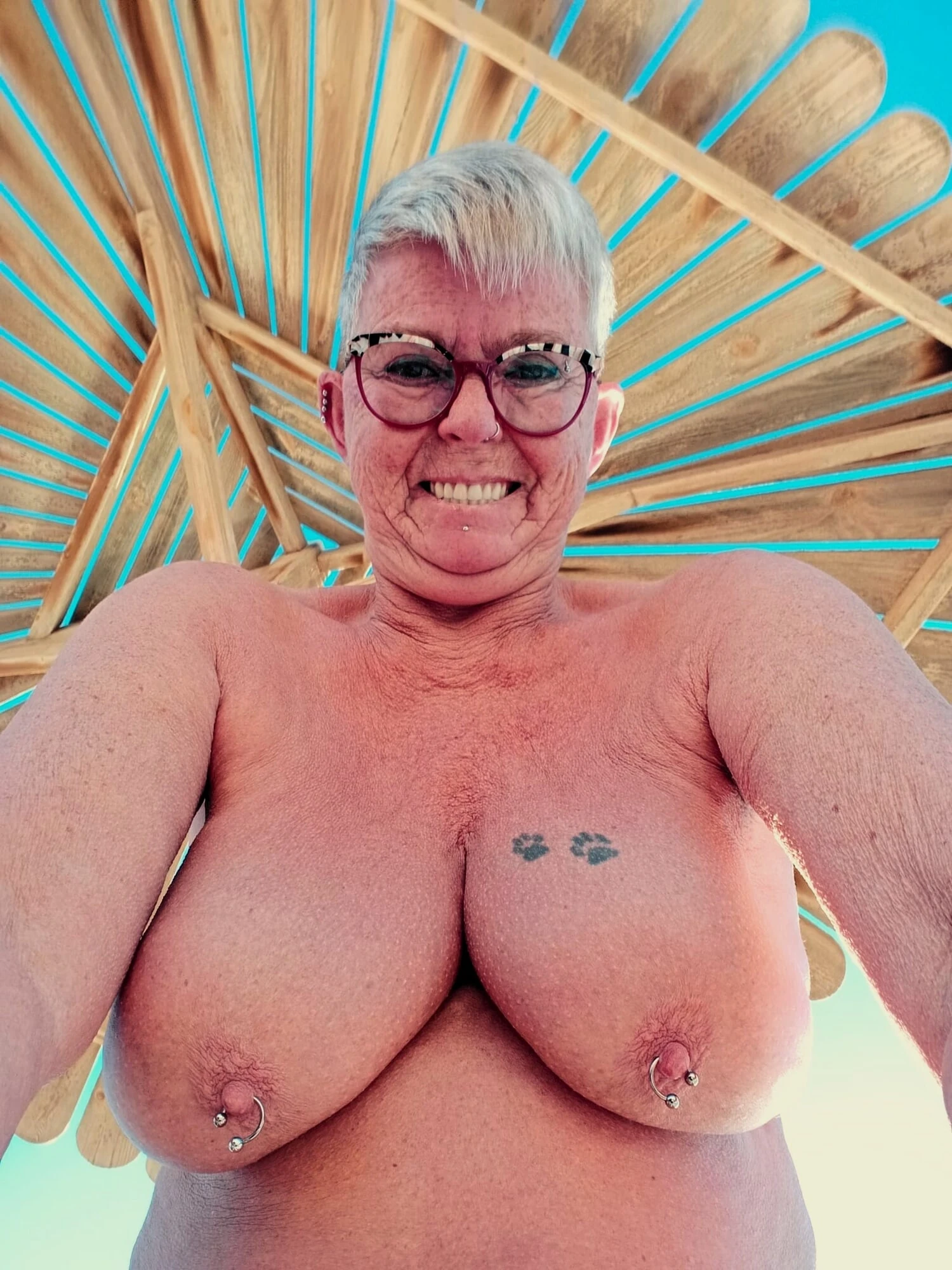 Jonge knul gezocht voor een shoot