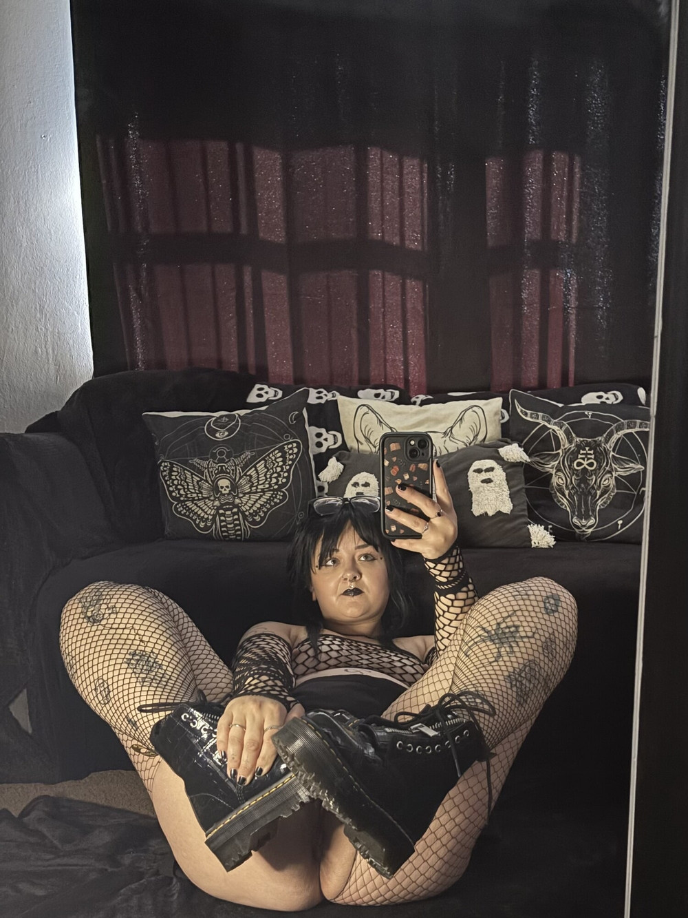 Goth girls aren’t just for Halloween  #4