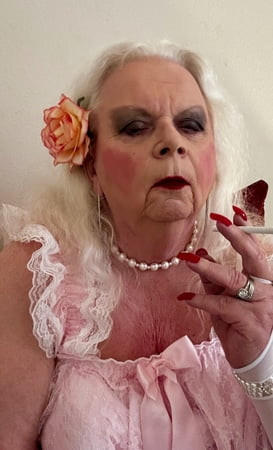 น้อง สาว