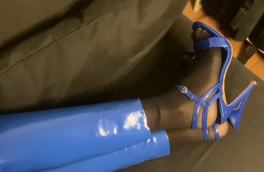 Blue Heels, Blue Leggings and Nylon Feet #14