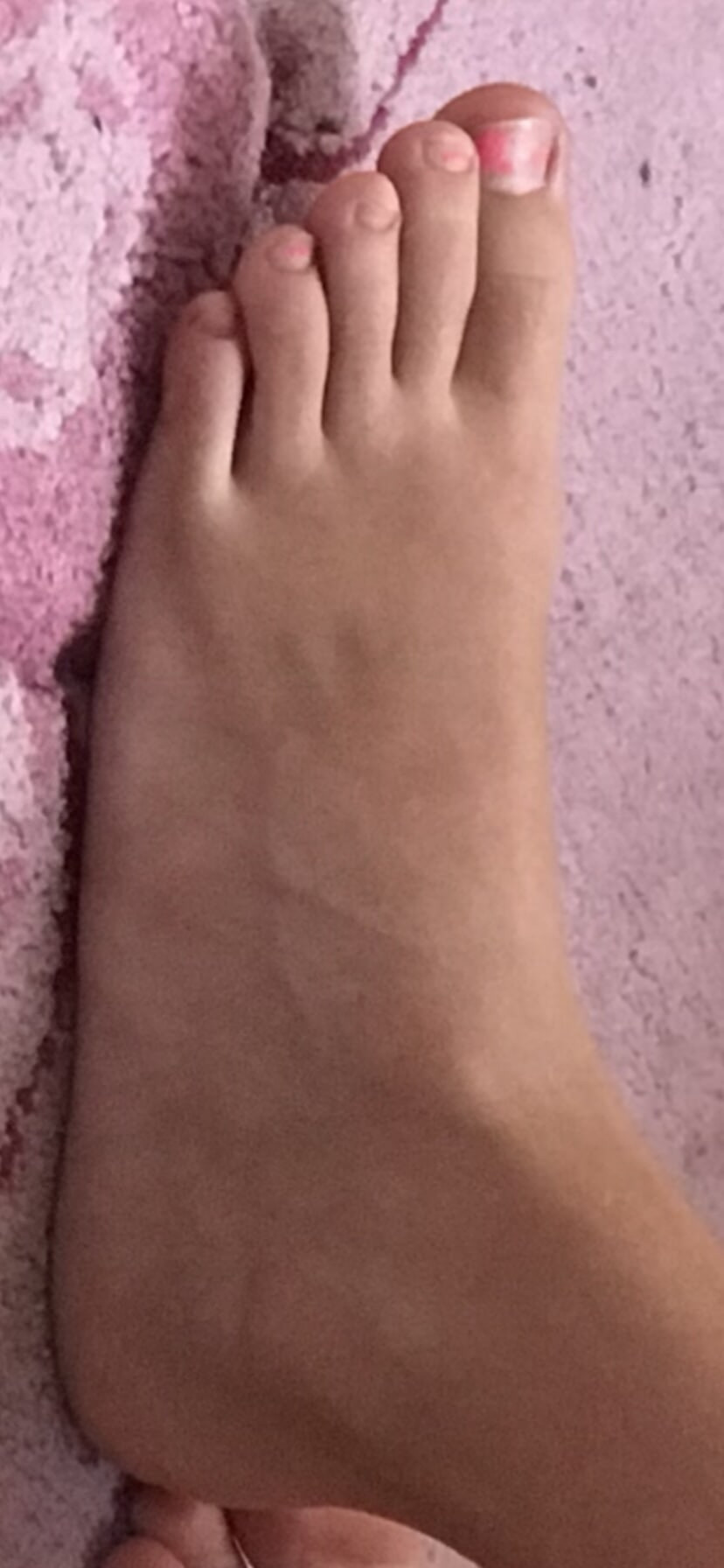 my cousins feet 🦶🏼